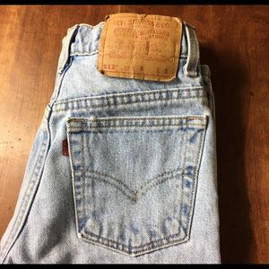 Levi’s 512 USA made. Vintage high rise mom jeans.